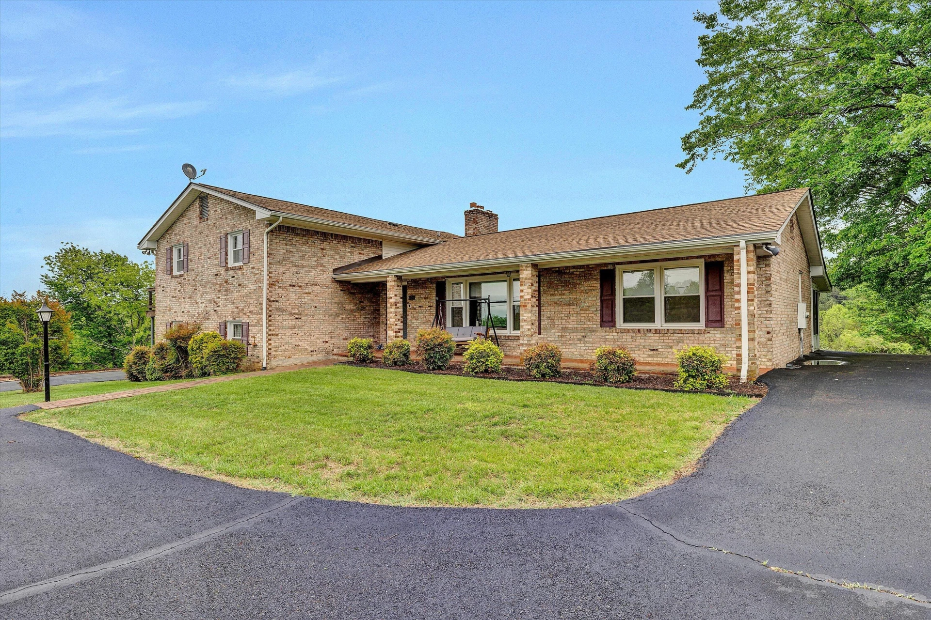 10596 Lee Hwy - Photo 2