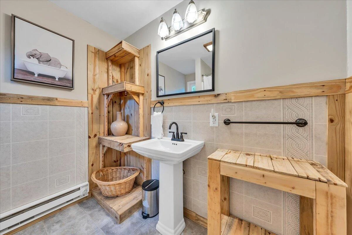 422 Arbor AVE SE - Photo 20