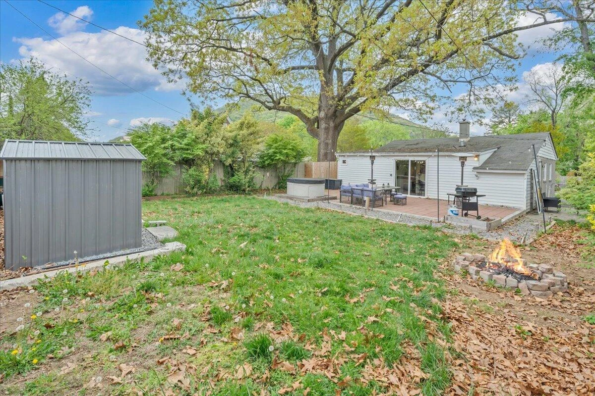 422 Arbor AVE SE - Photo 28
