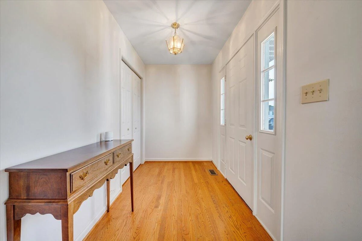 5111 Norseman DR - Photo 2