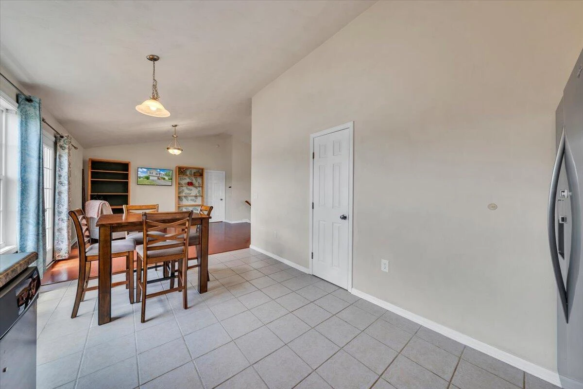 2722 Paddington Station LN - Photo 16