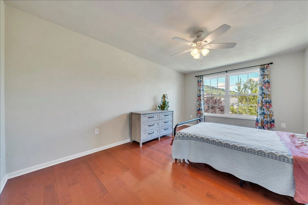 2722 Paddington Station LN - Photo 17