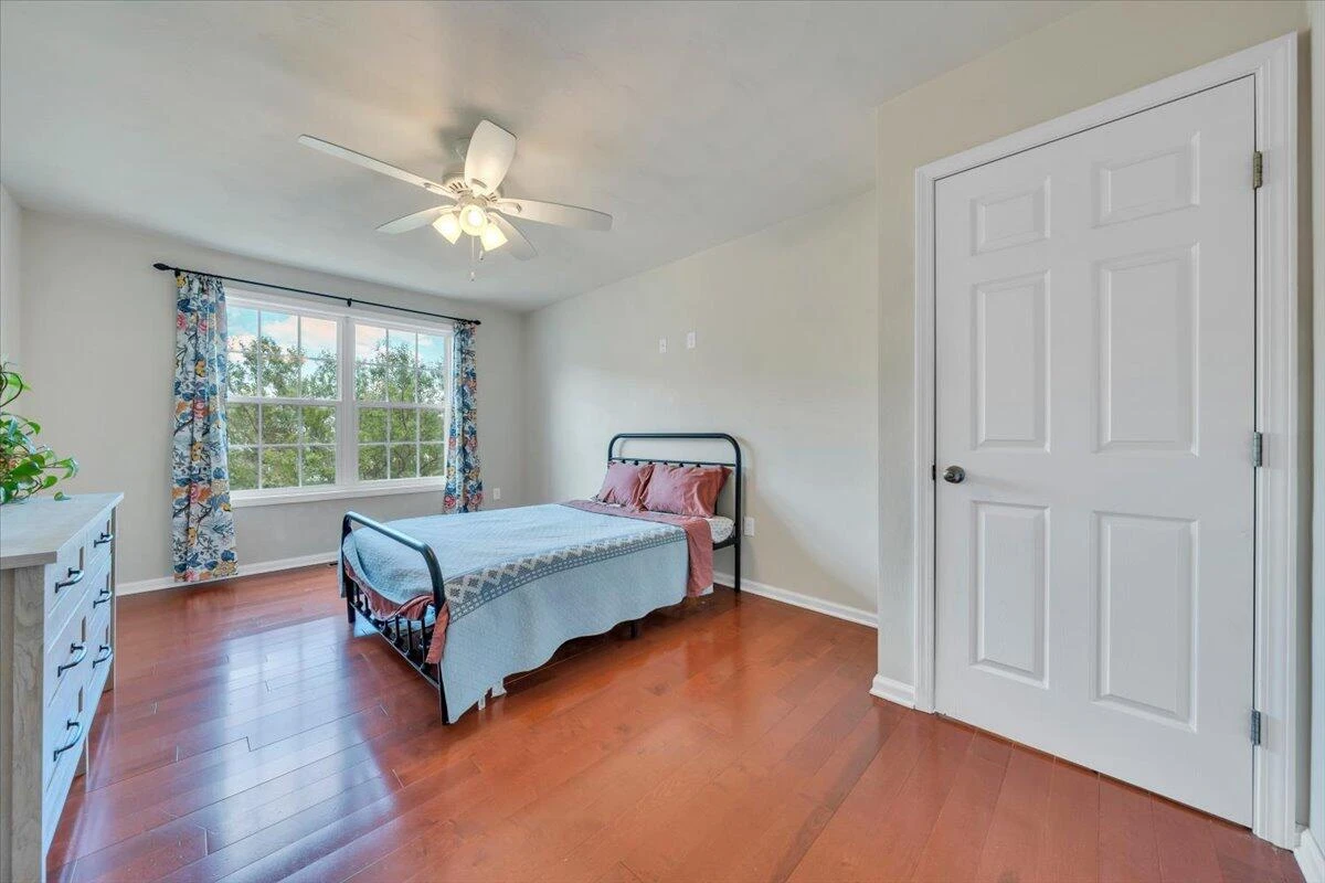 2722 Paddington Station LN - Photo 19