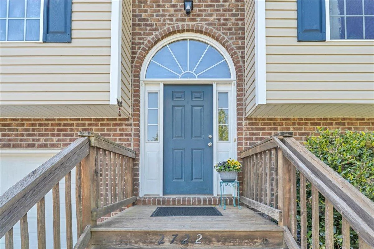 2722 Paddington Station LN - Photo 3