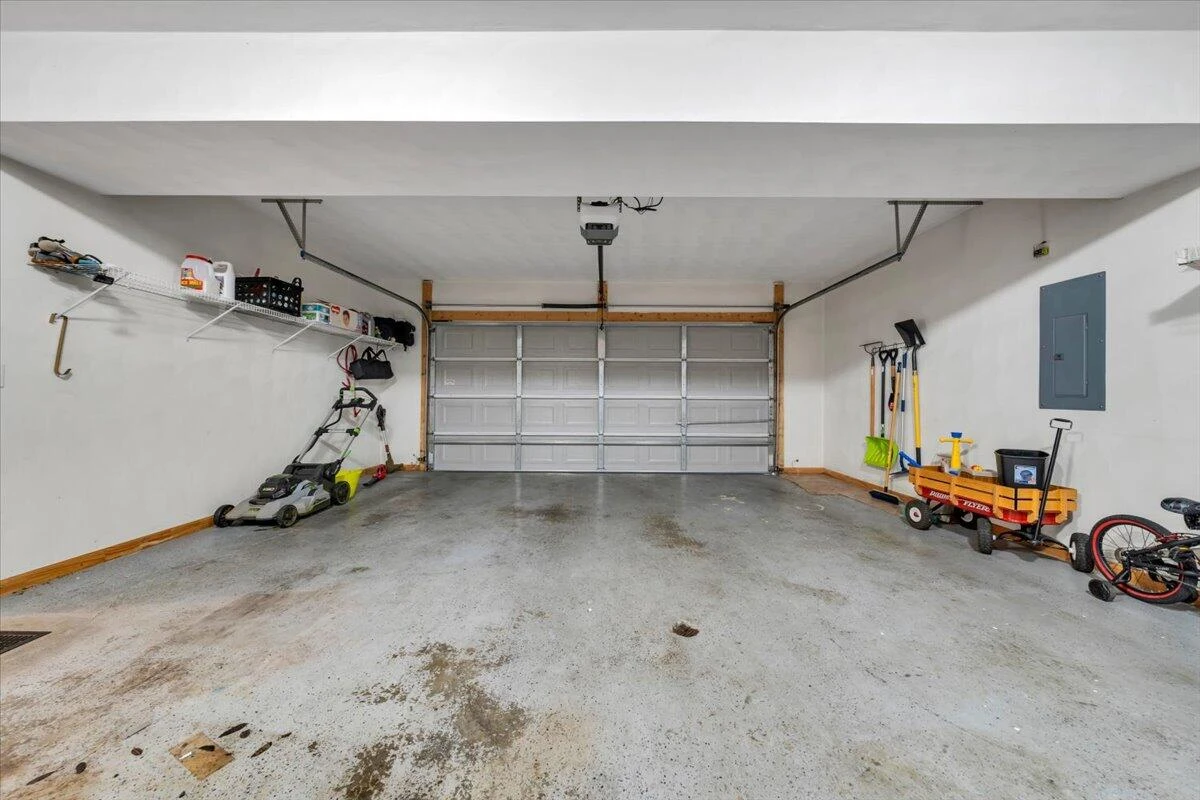 2722 Paddington Station LN - Photo 34