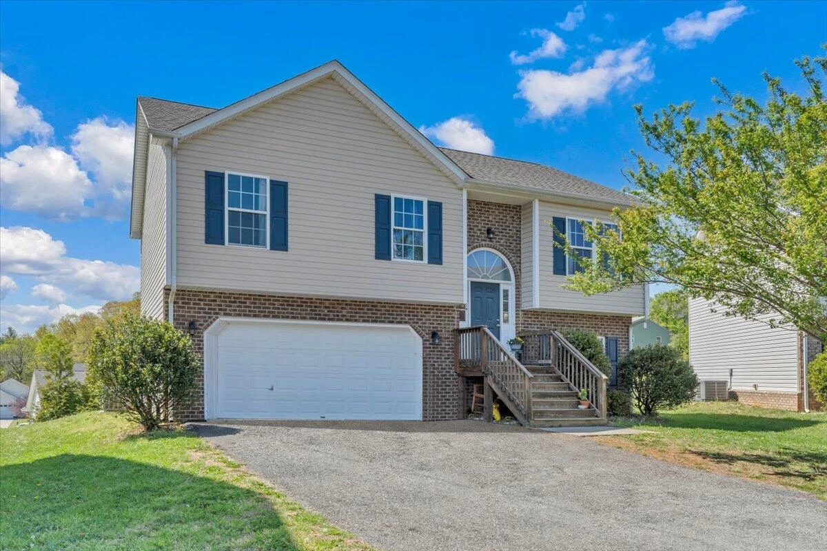 2722 Paddington Station LN - Photo 40