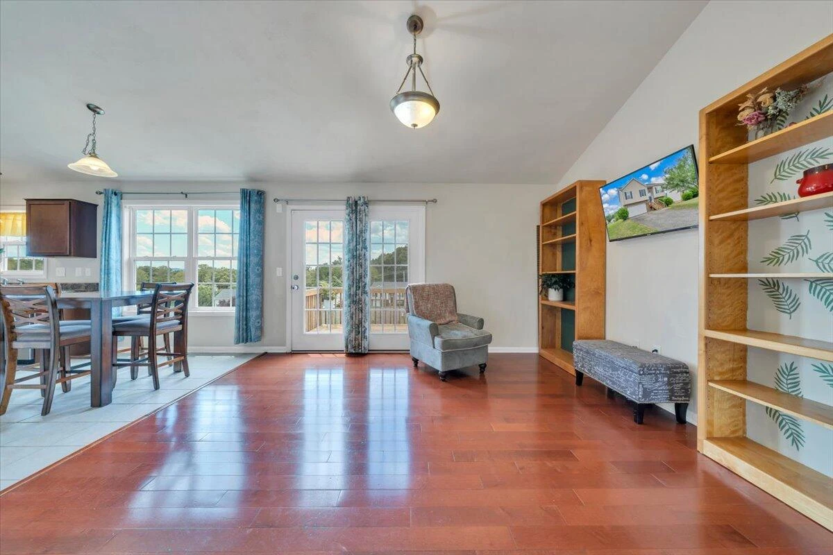 2722 Paddington Station LN - Photo 6