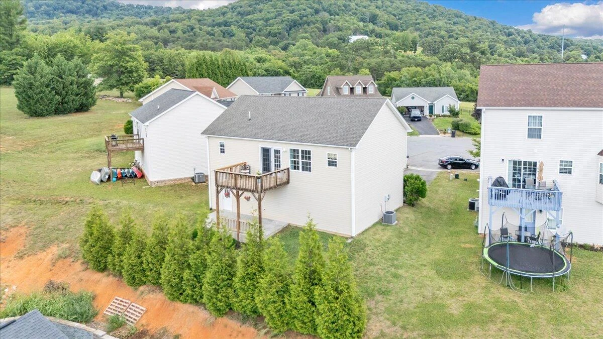 2722 Paddington Station LN - Photo 58