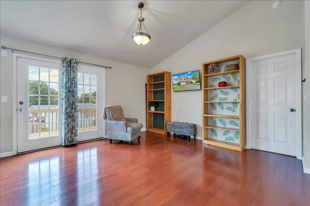 2722 Paddington Station LN - Photo 7