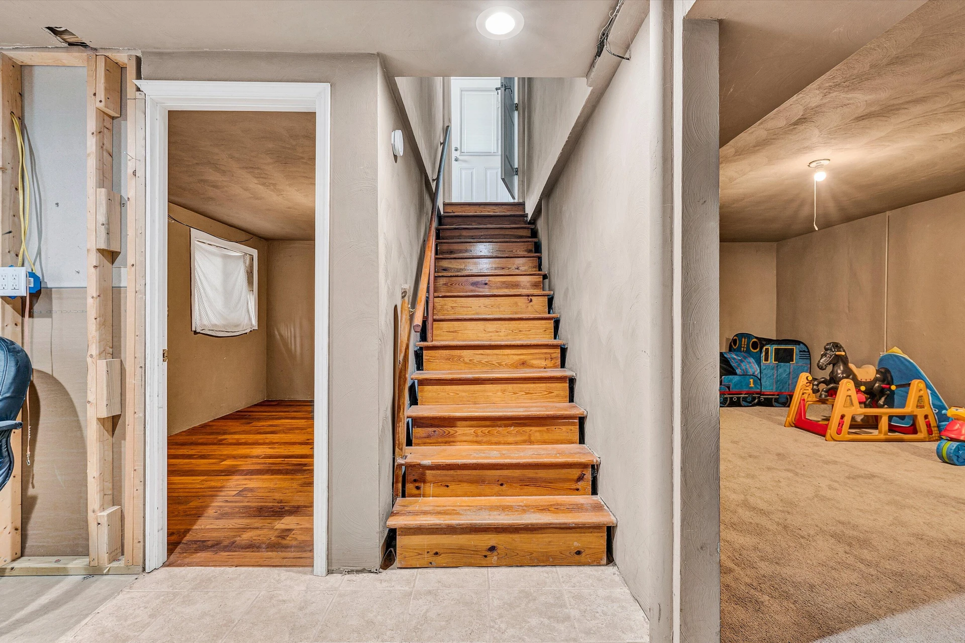 10640 Stewartsville RD - Photo 16