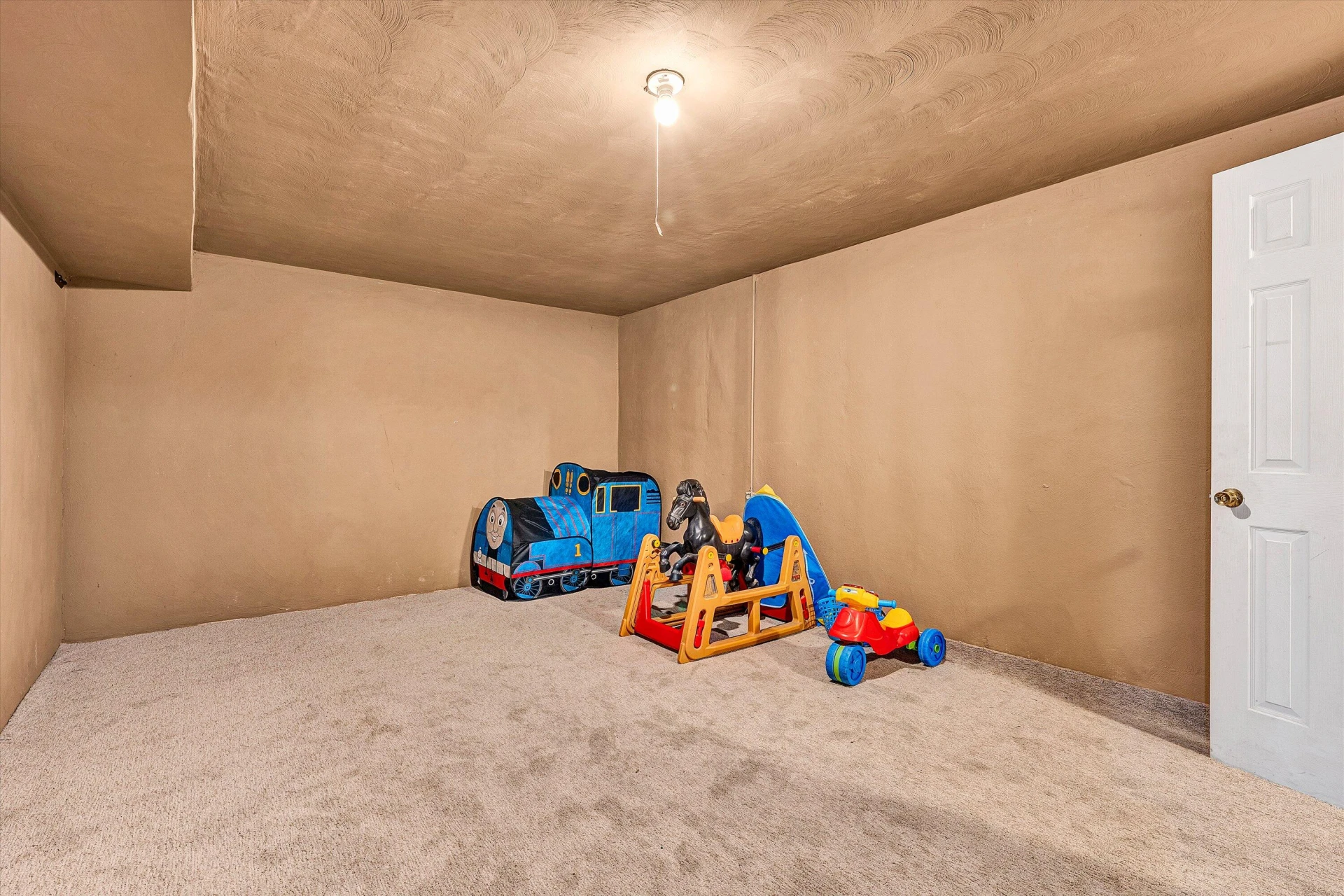 10640 Stewartsville RD - Photo 18