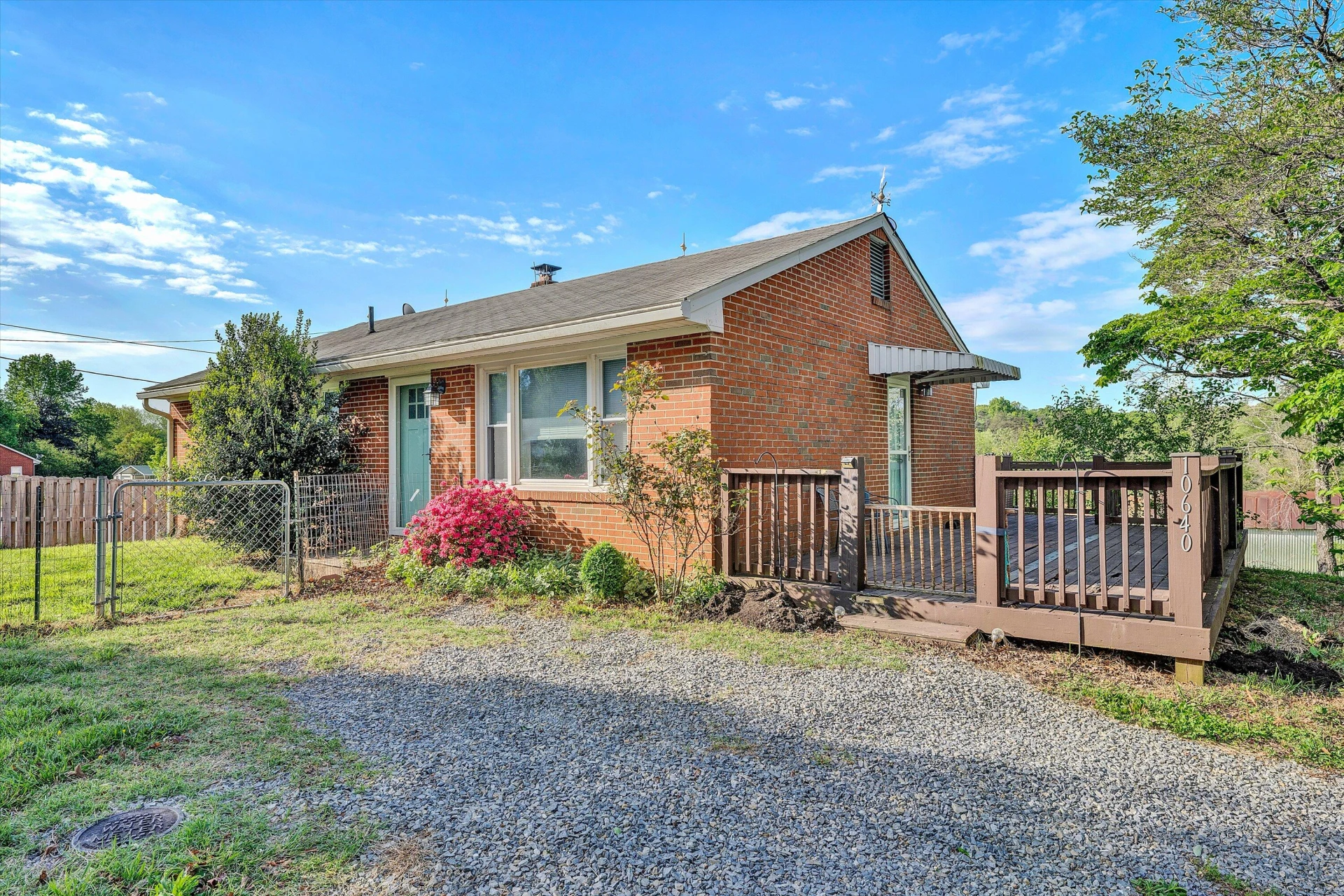 10640 Stewartsville RD - Photo 2