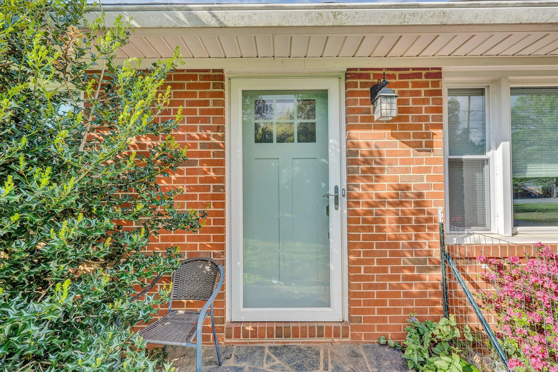 10640 Stewartsville RD - Photo 4
