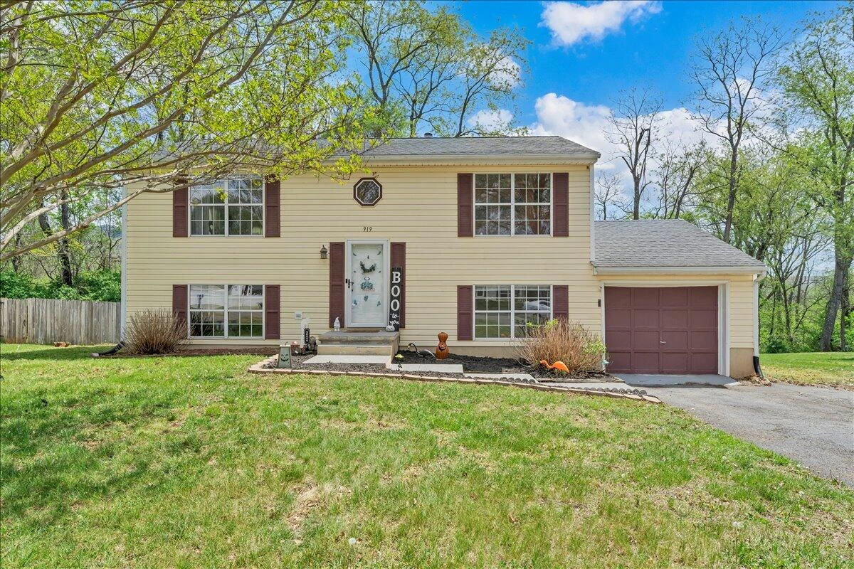 919 Bolejack BLVD