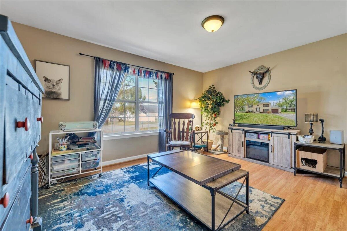 919 Bolejack BLVD - Photo 5