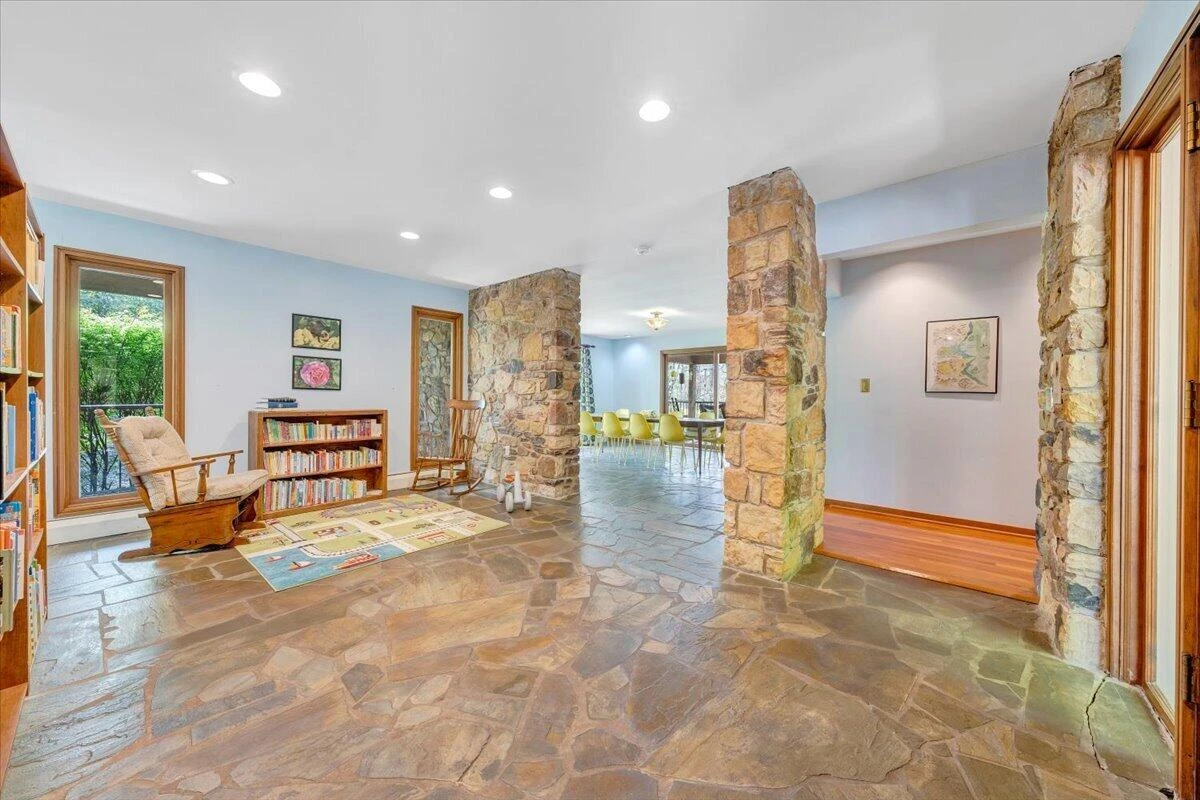 3244 Pineland RD SW - Photo 17