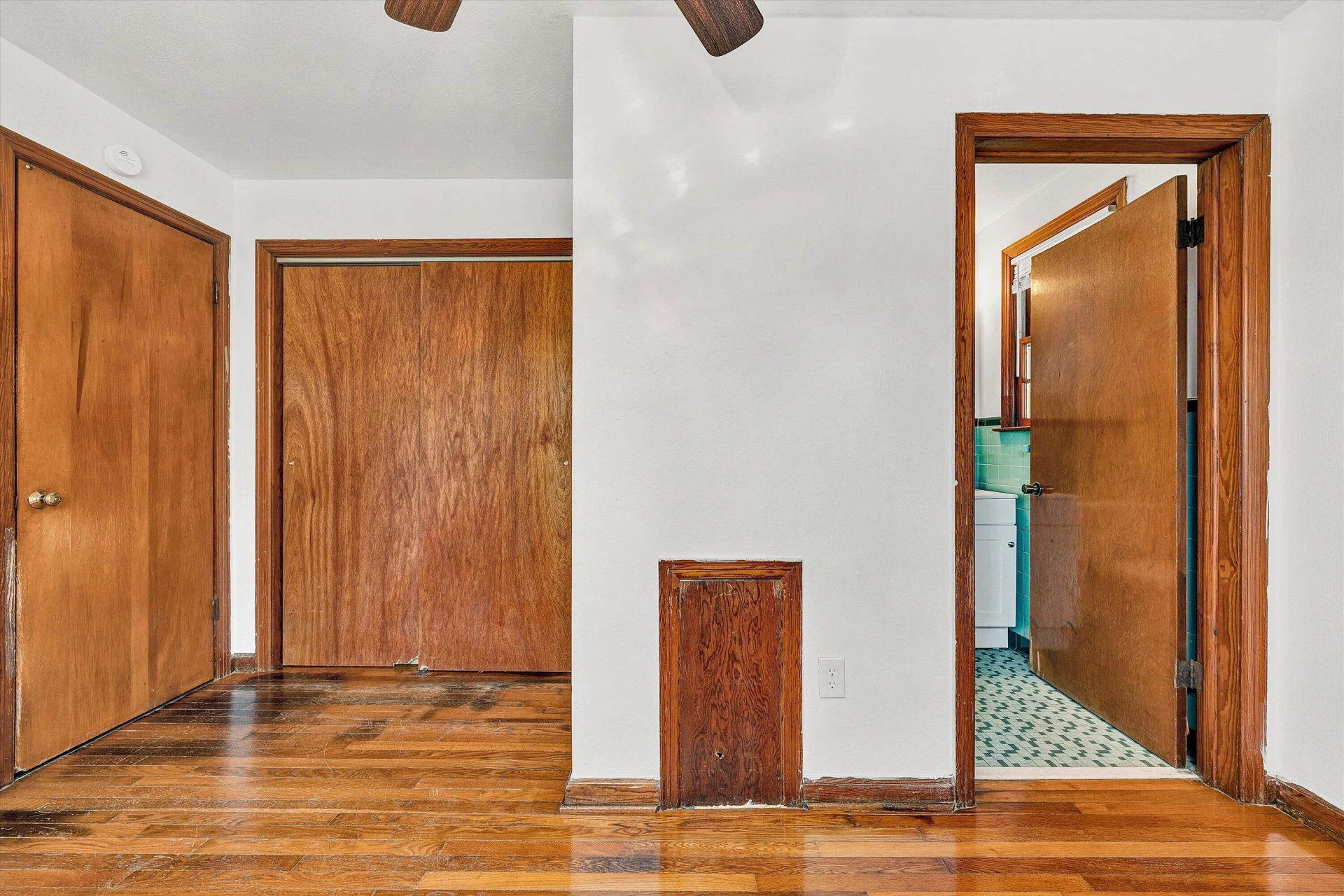 3203 Roundhill AVE NW - Photo 19