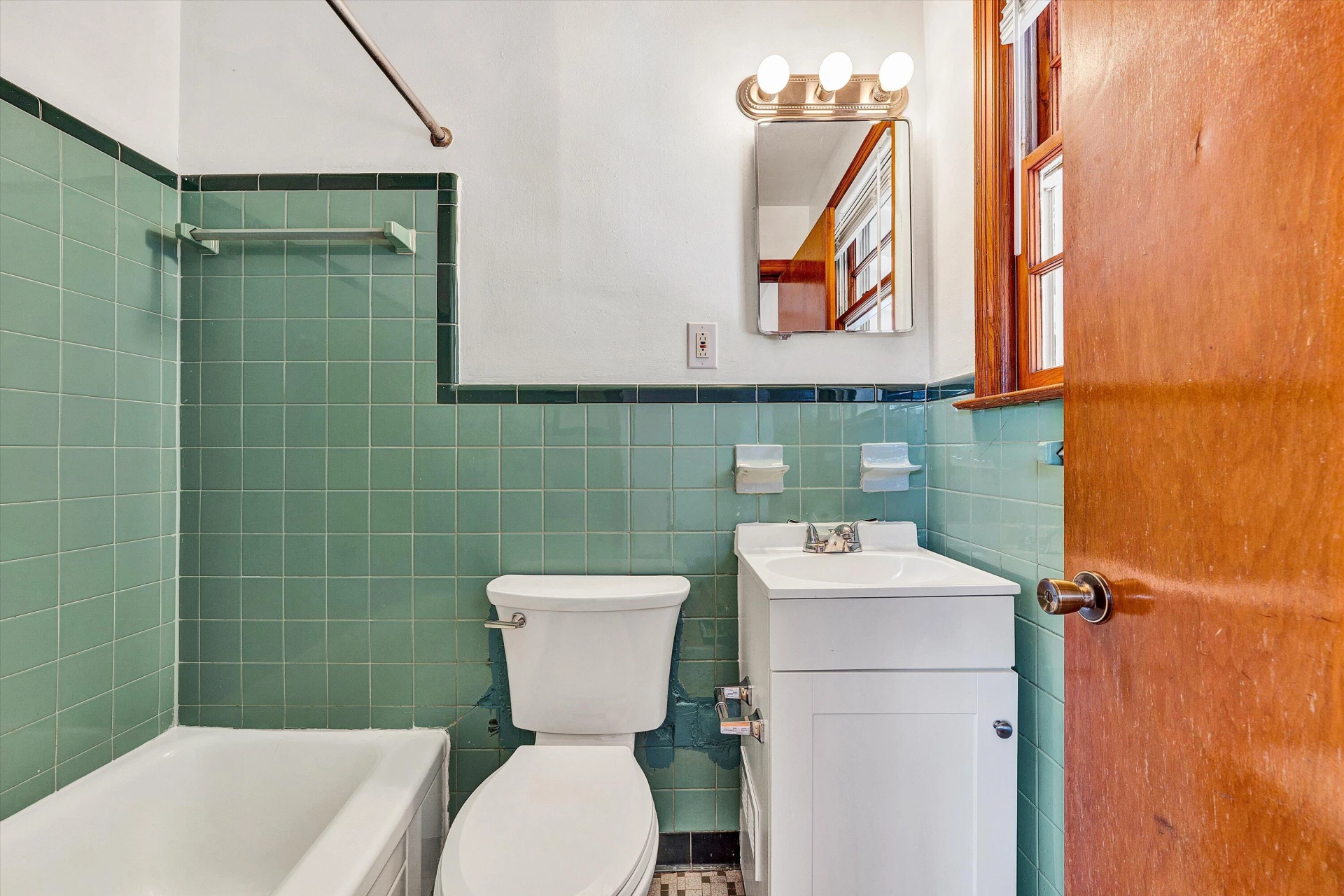 3203 Roundhill AVE NW - Photo 20