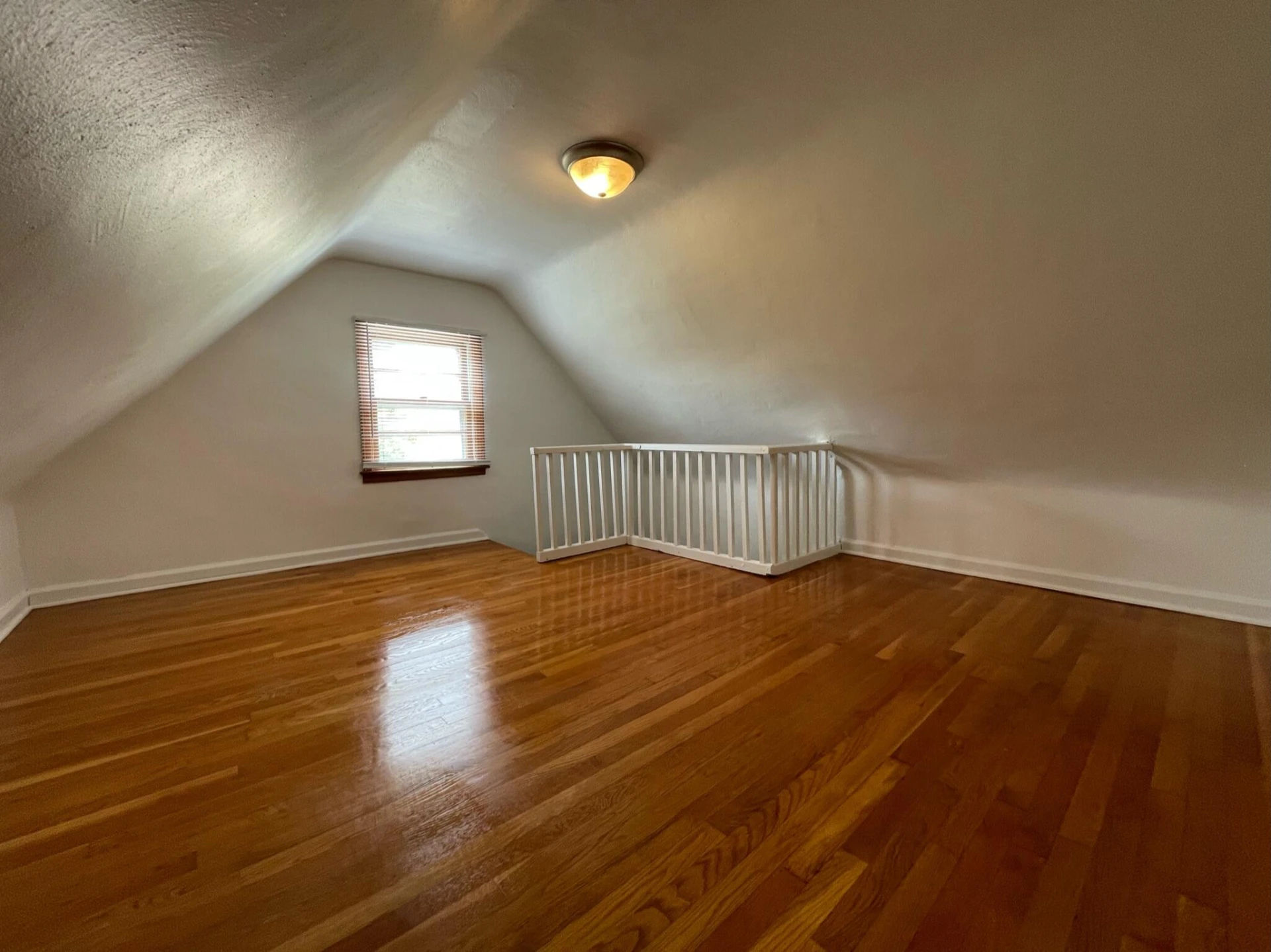 3203 Roundhill AVE NW - Photo 32