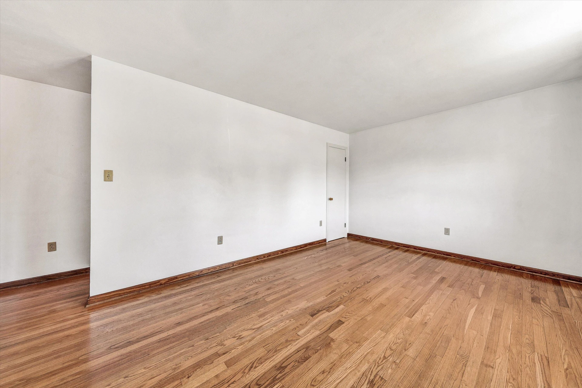 1313 Slemp ST - Photo 6