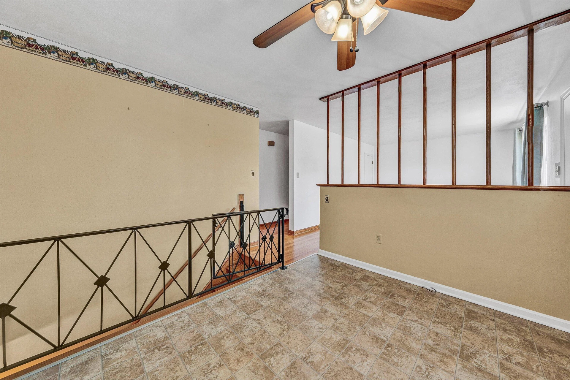 1313 Slemp ST - Photo 9