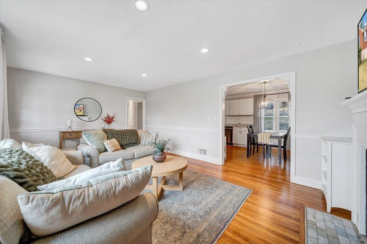 2508 Alberta AVE SW - Photo 11