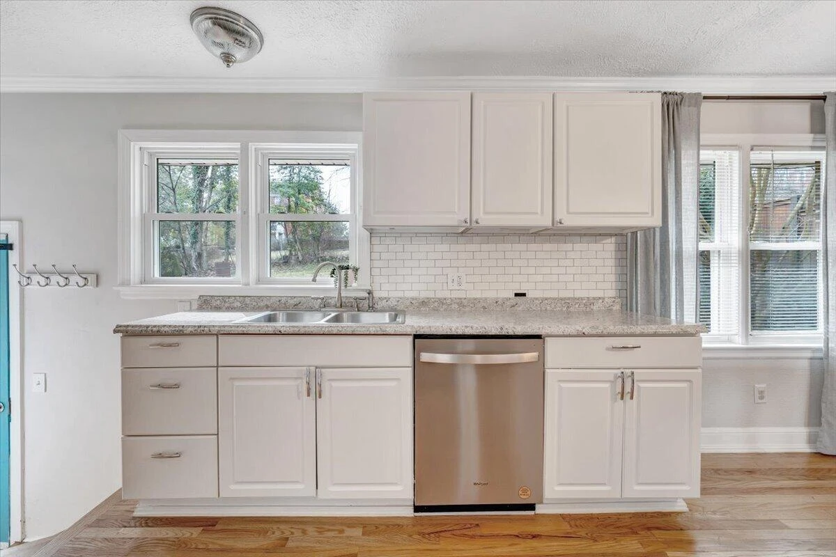 2508 Alberta AVE SW - Photo 17