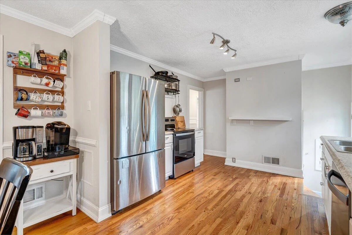 2508 Alberta AVE SW - Photo 18