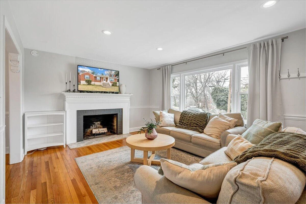 2508 Alberta AVE SW - Photo 8