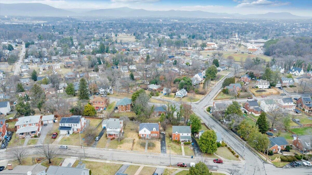 2508 Alberta AVE SW - Photo 84