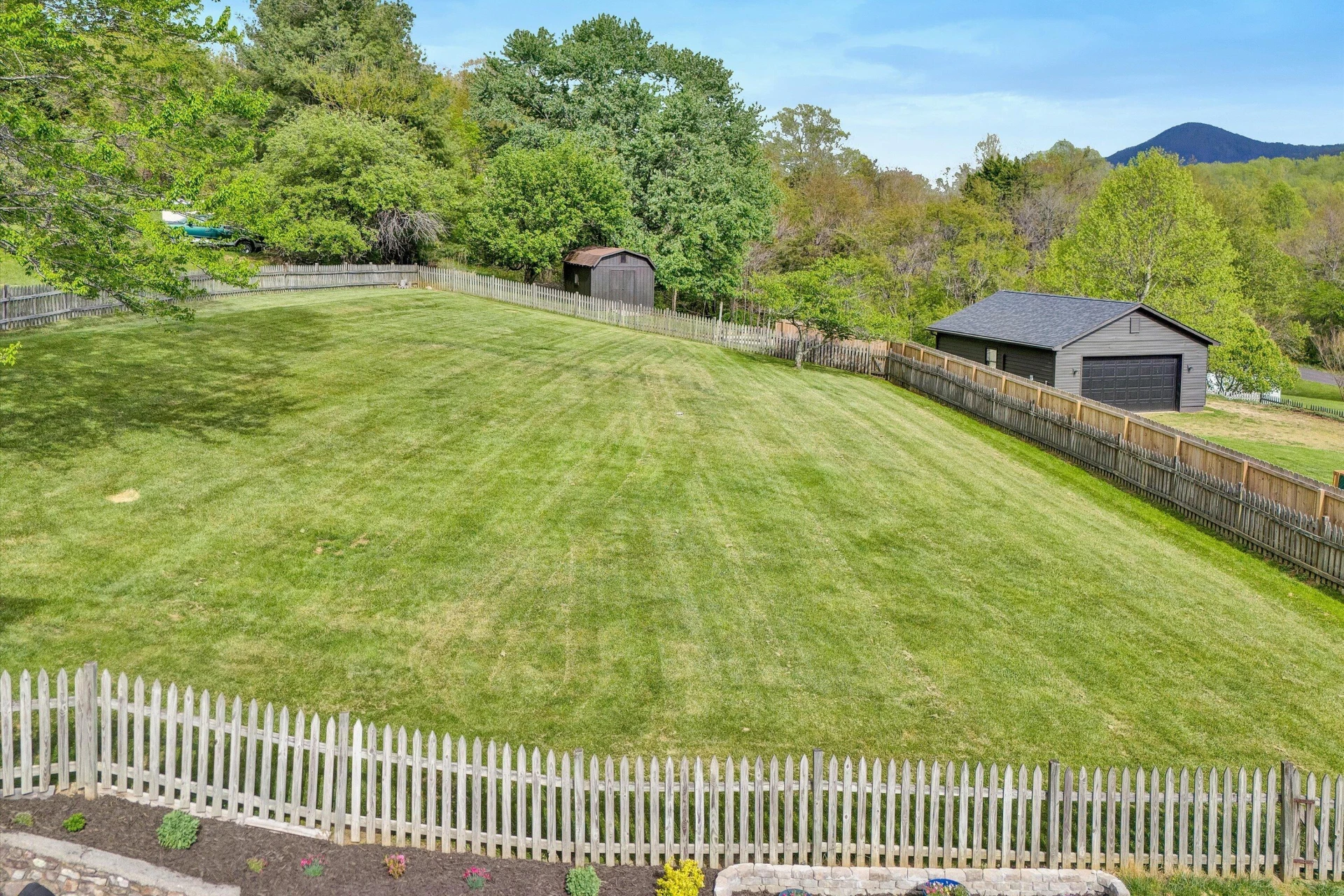 7835 Forest Edge DR - Photo 39
