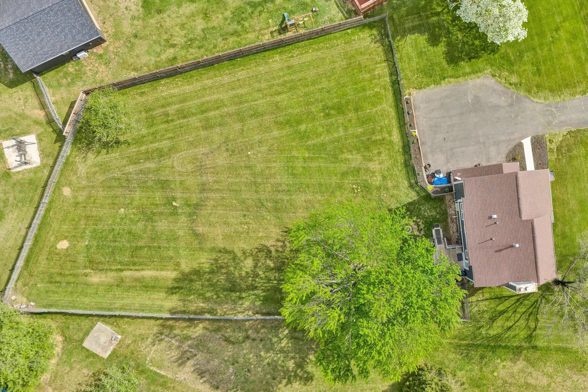 7835 Forest Edge DR - Photo 40