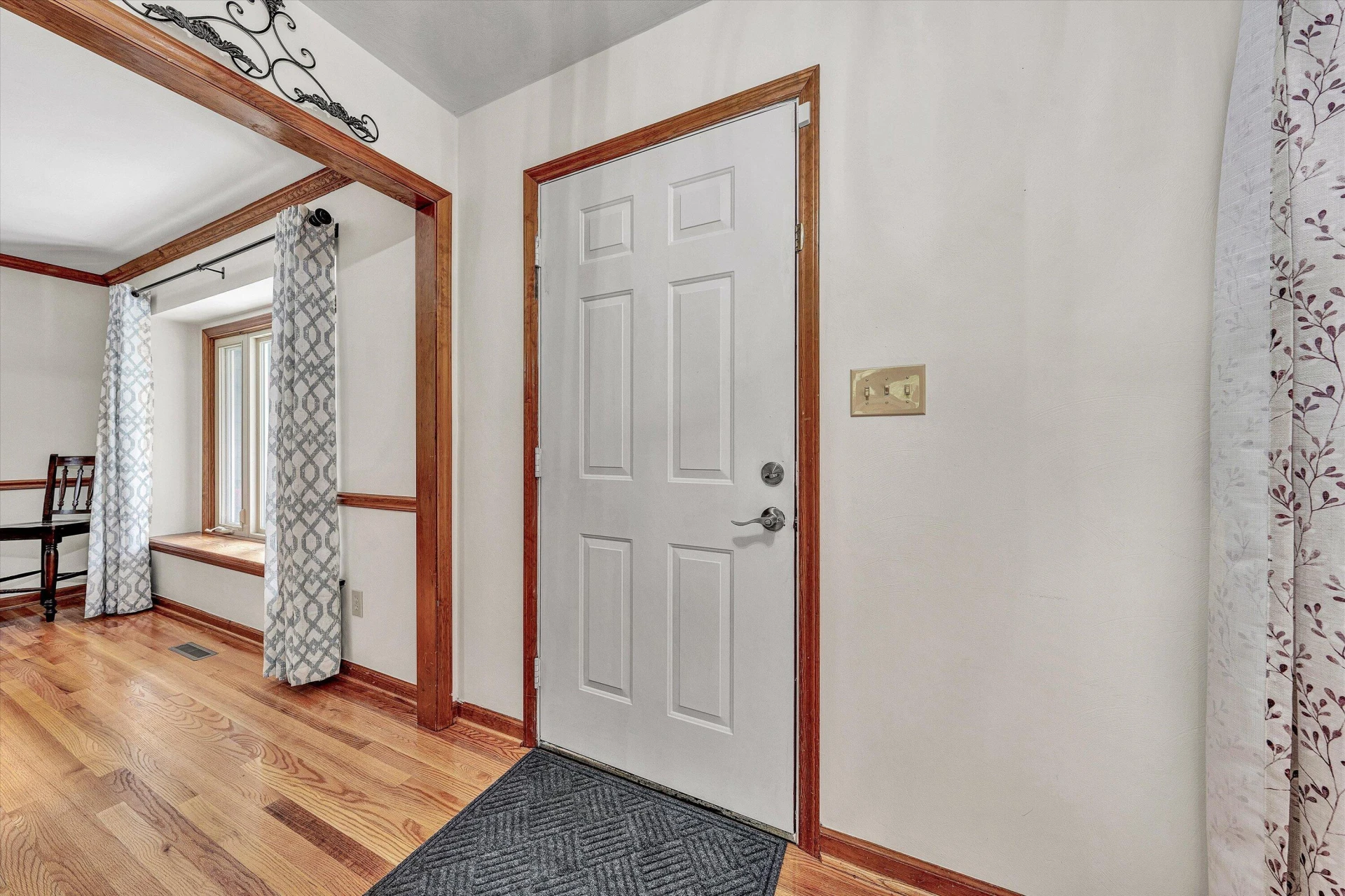 7835 Forest Edge DR - Photo 8
