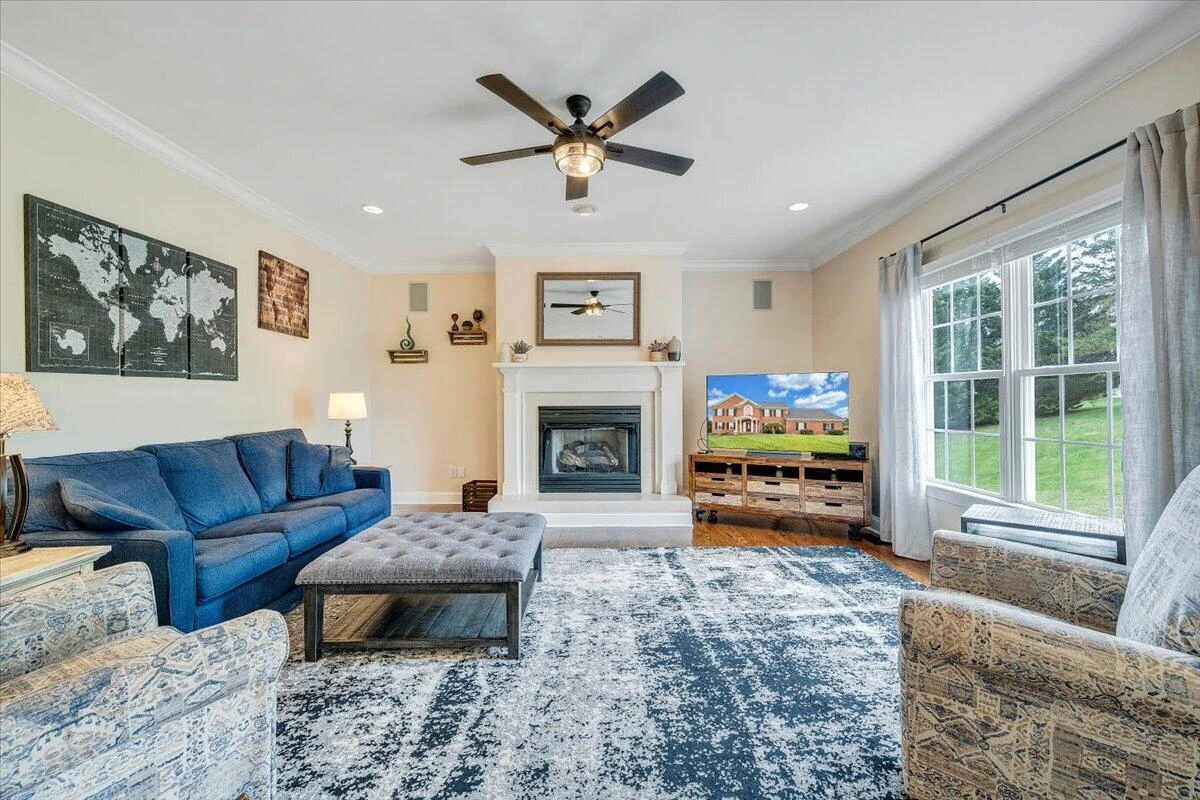 580 Scarlet DR - Photo 12