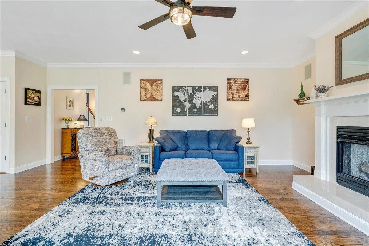 580 Scarlet DR - Photo 14