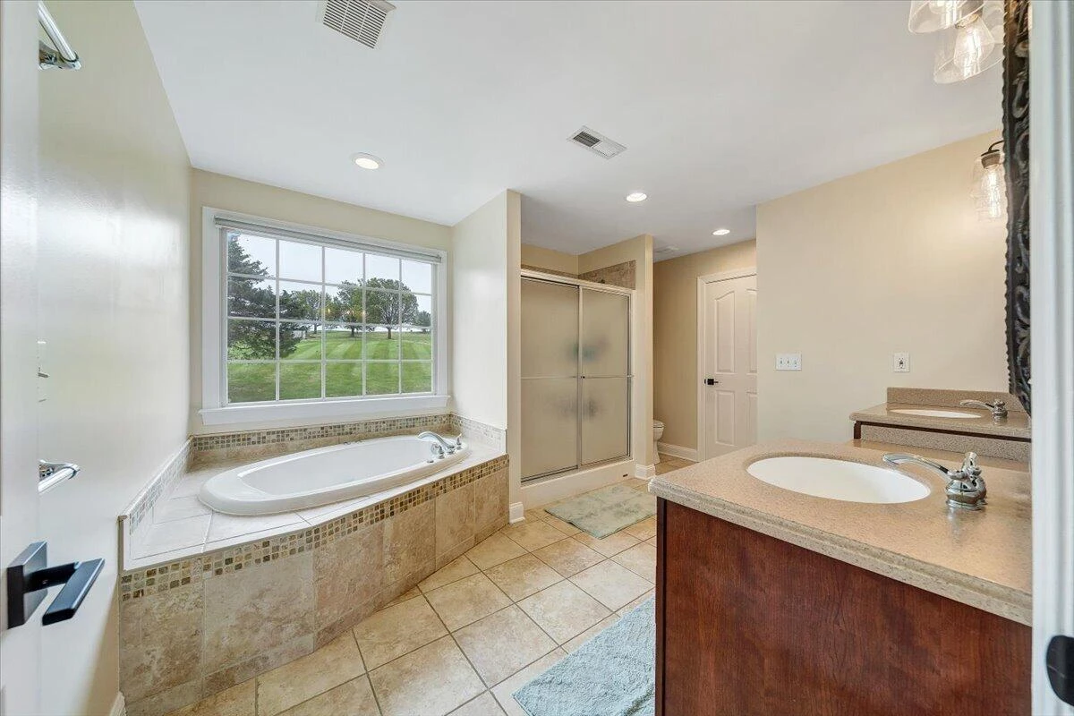 580 Scarlet DR - Photo 30