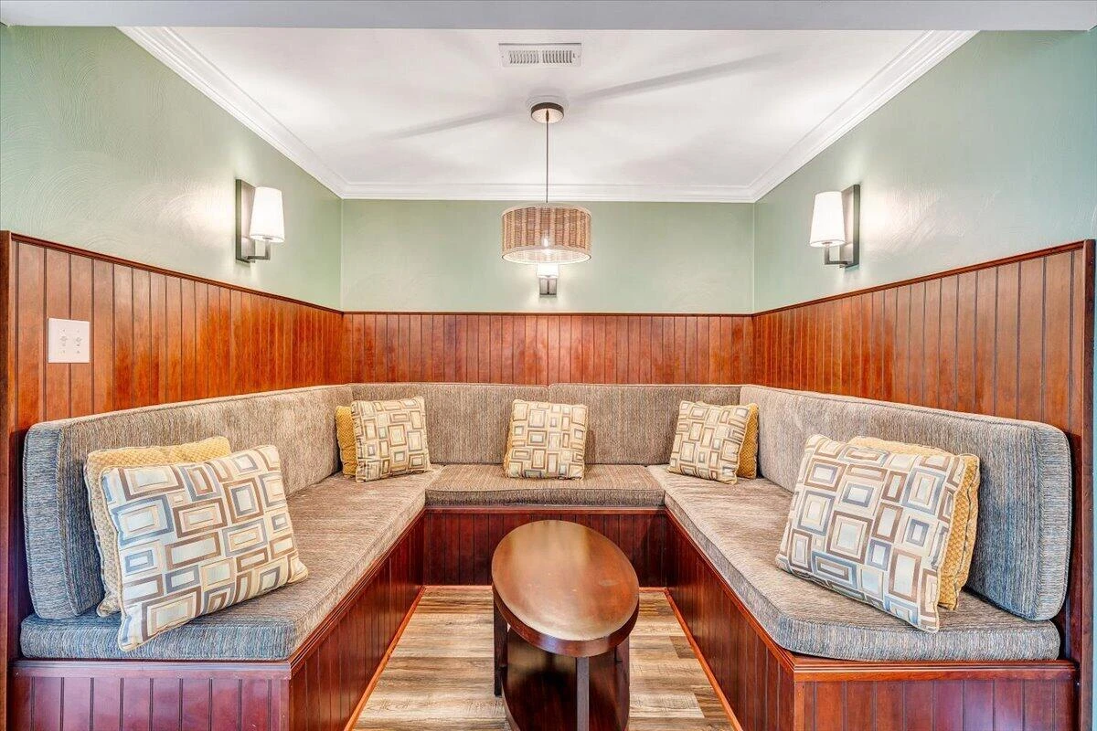 580 Scarlet DR - Photo 49