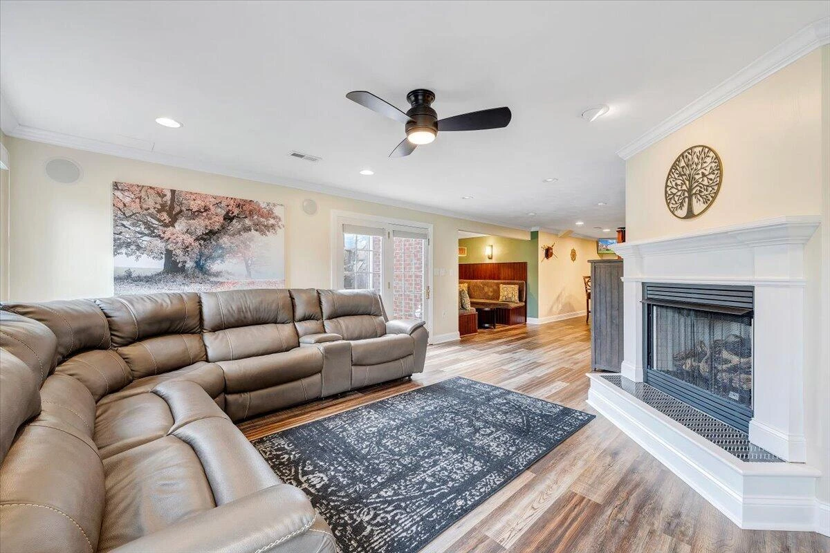 580 Scarlet DR - Photo 52