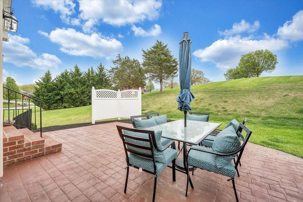 580 Scarlet DR - Photo 62