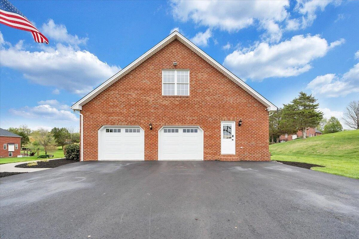 580 Scarlet DR - Photo 69