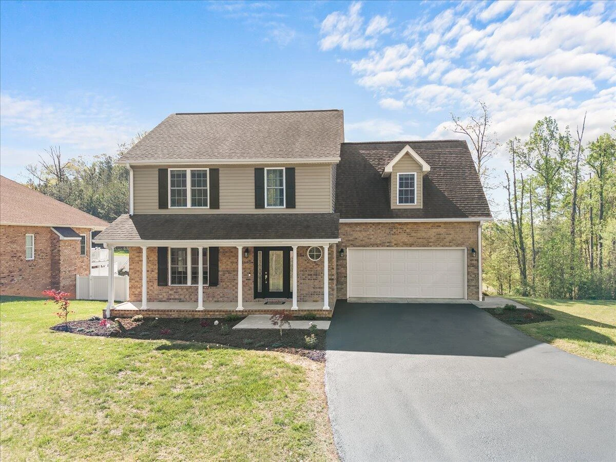 1695 Red Lane