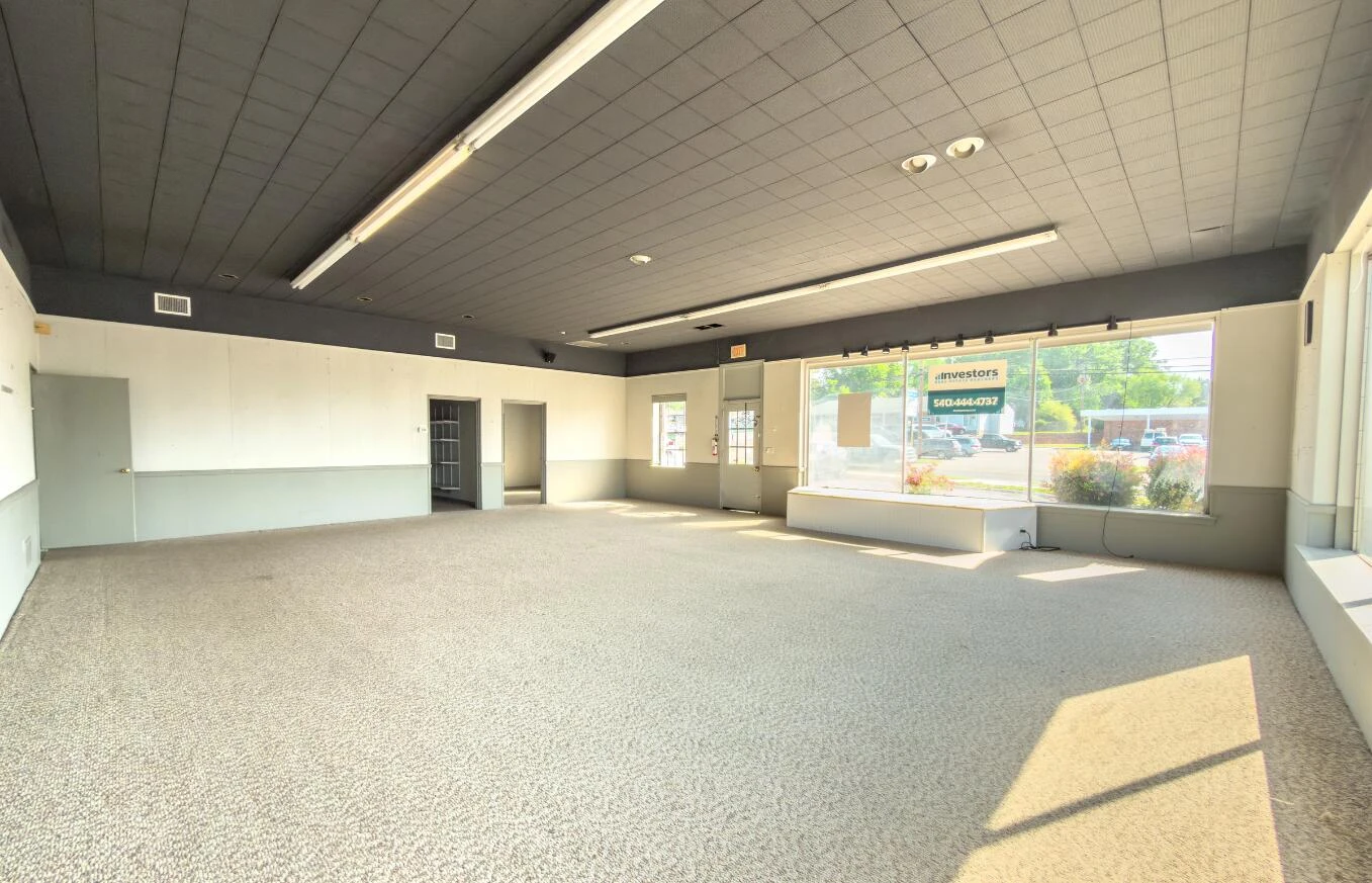 6704 Williamson RD - Photo 11
