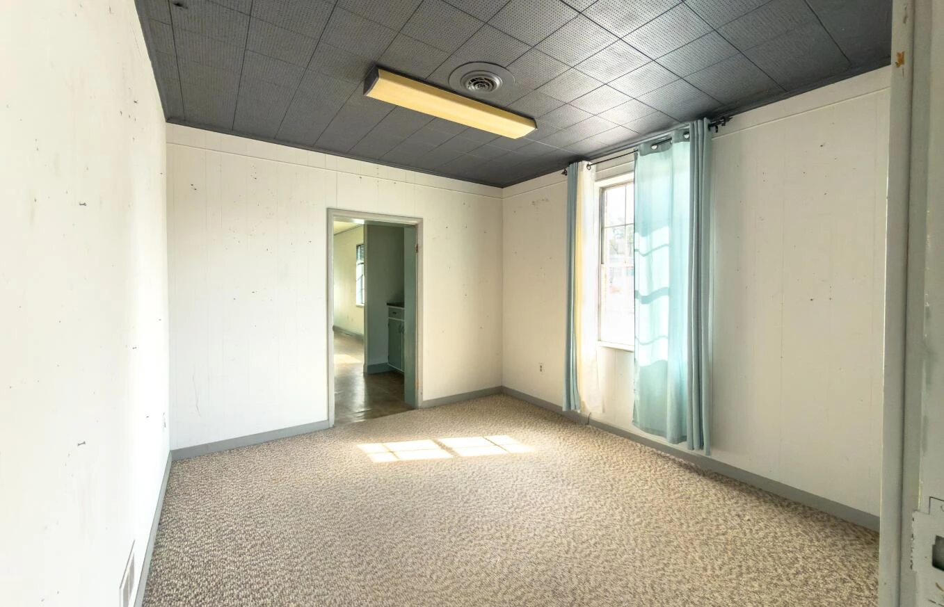 6704 Williamson RD - Photo 9