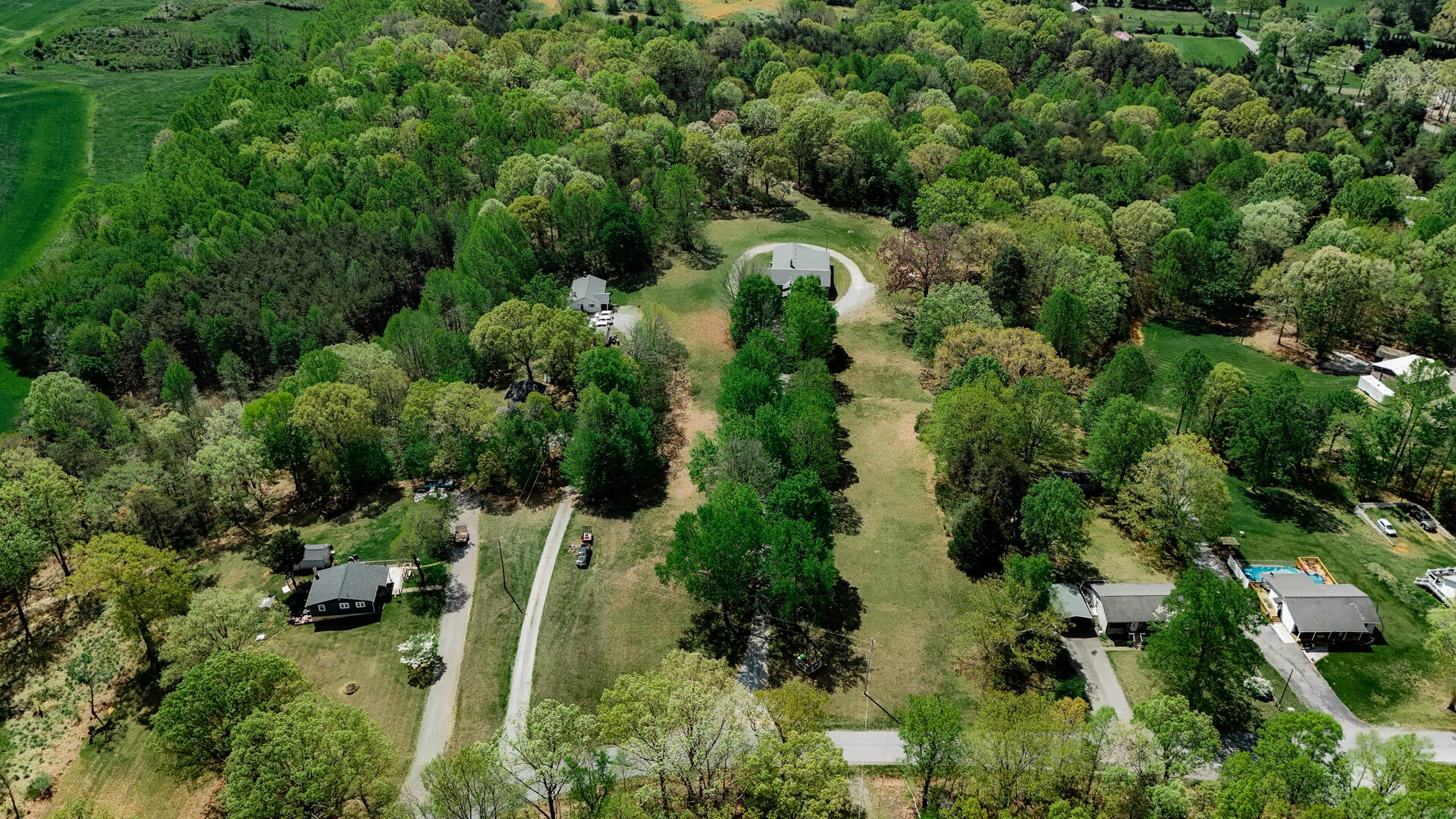 2554 Sandy Level RD - Photo 50