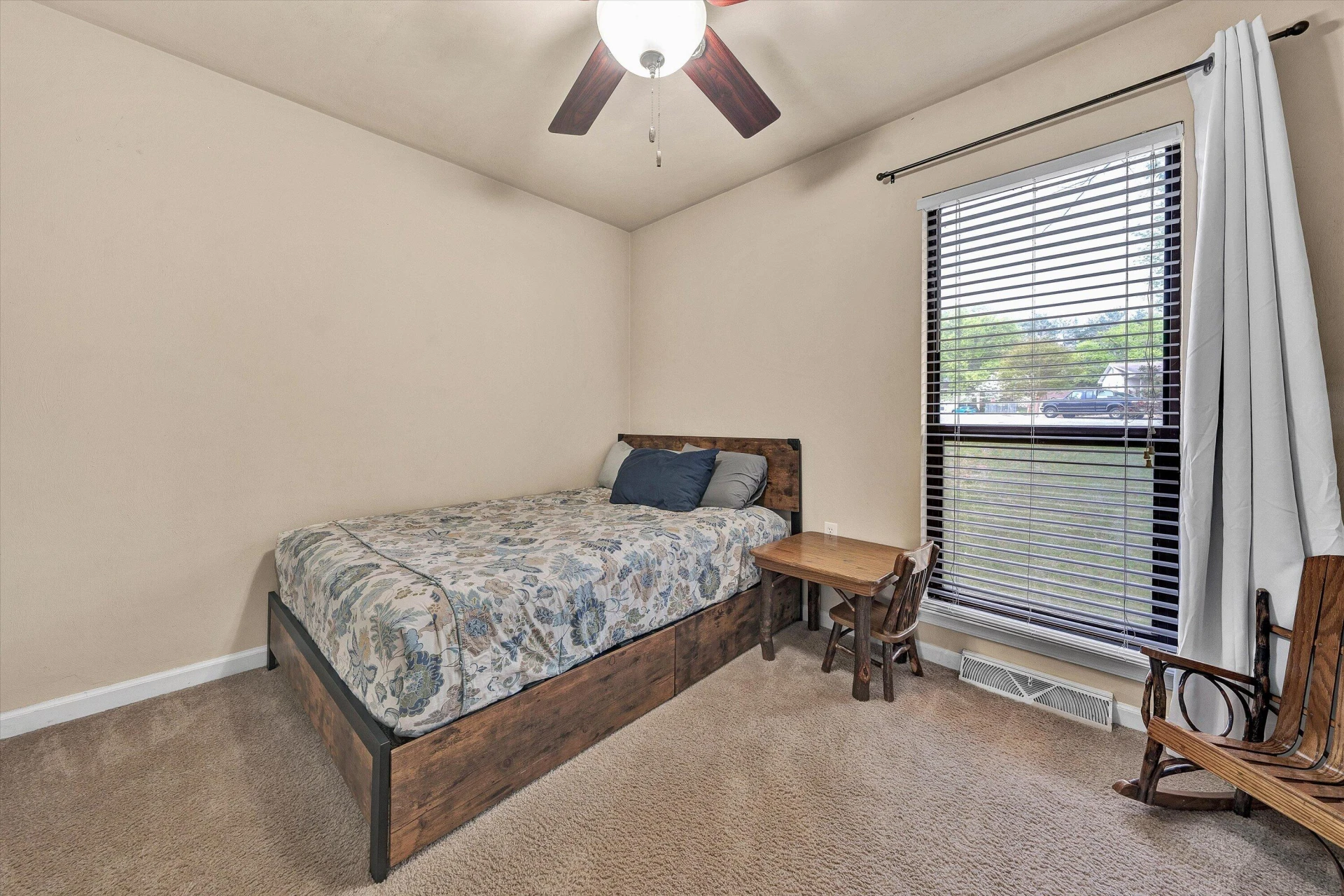 2176 Horn CIR - Photo 19