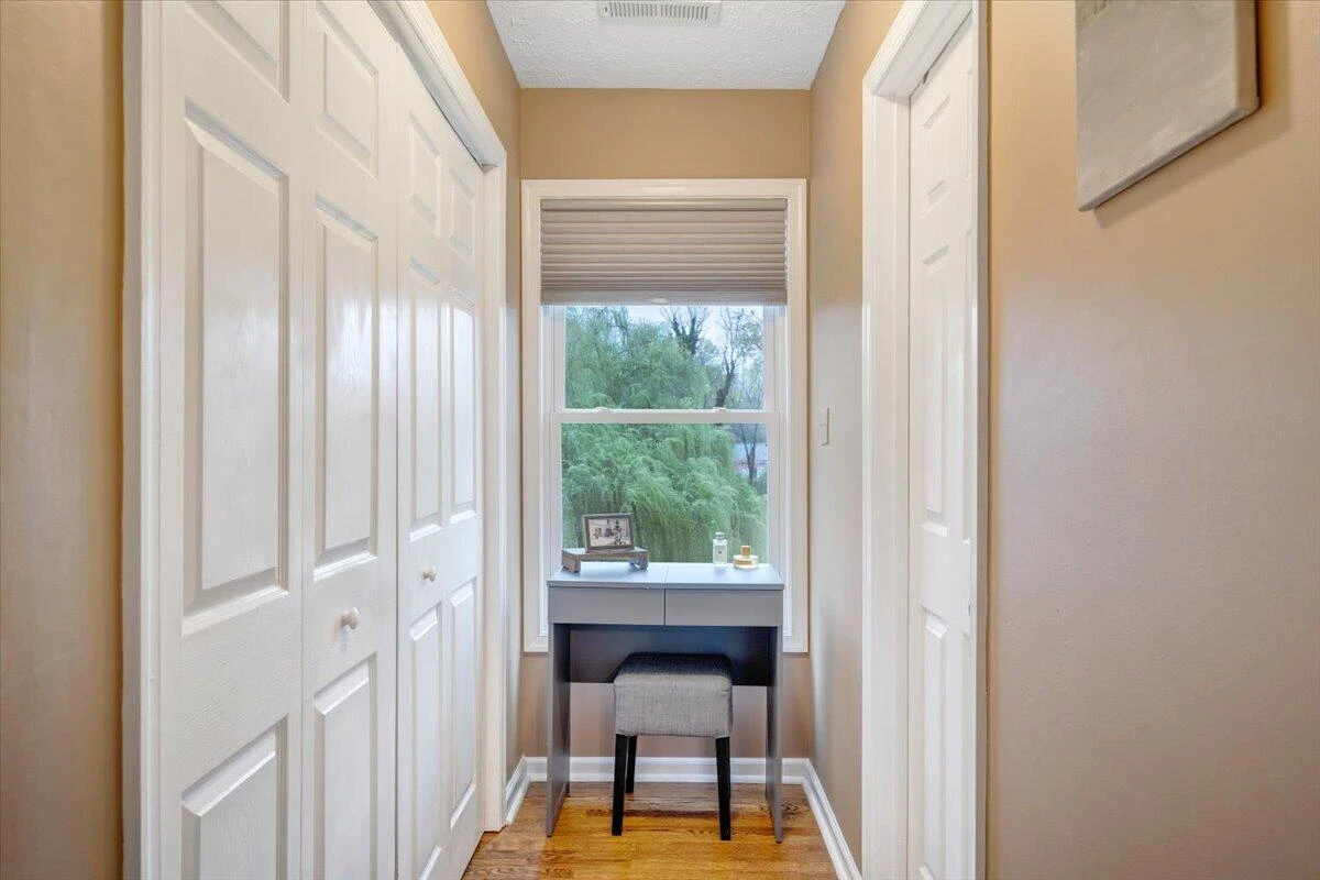 1111 Charmin DR - Photo 20