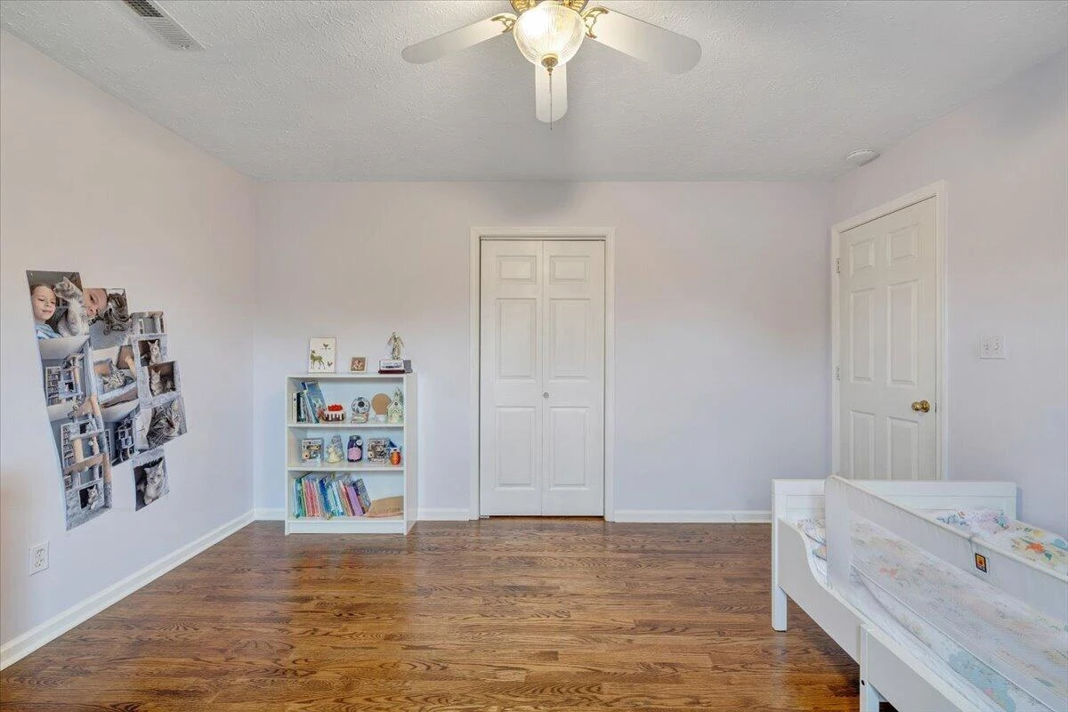 1111 Charmin DR - Photo 23