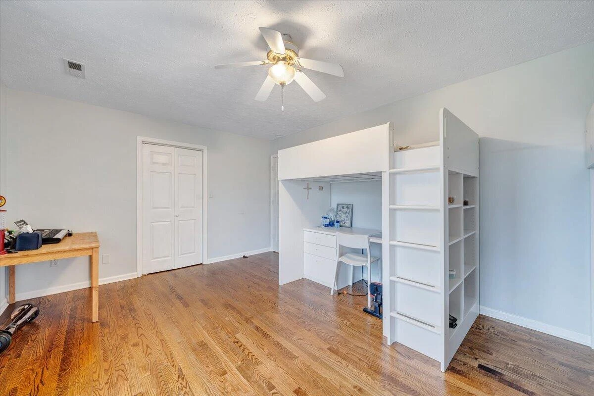 1111 Charmin DR - Photo 25