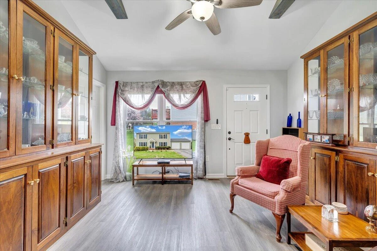 1111 Charmin DR - Photo 47