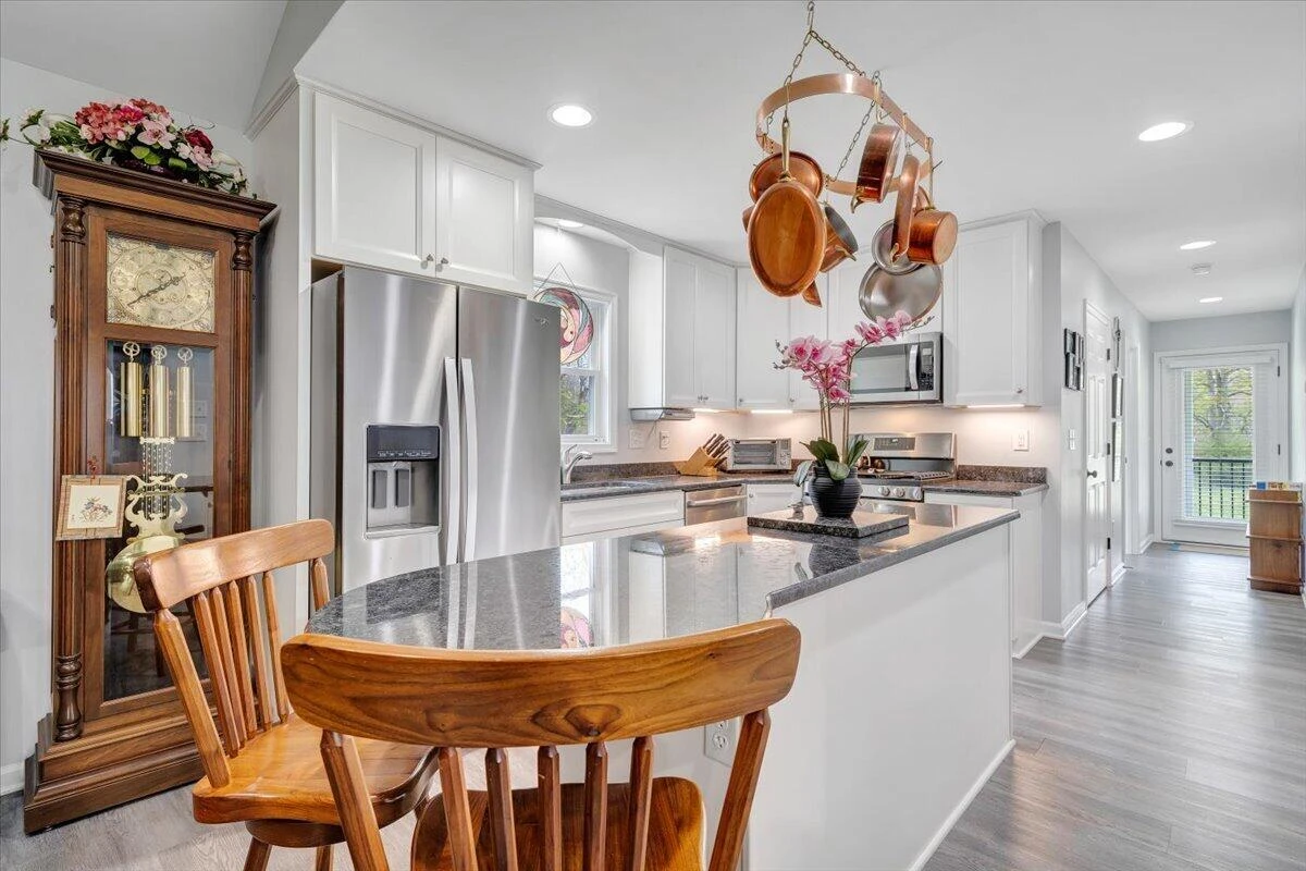 1111 Charmin DR - Photo 49